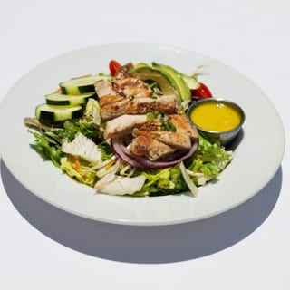 Zen’s Grilled Chicken Salad