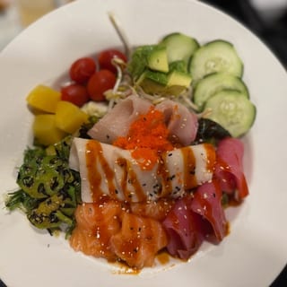 Spicy Sashimi Salad